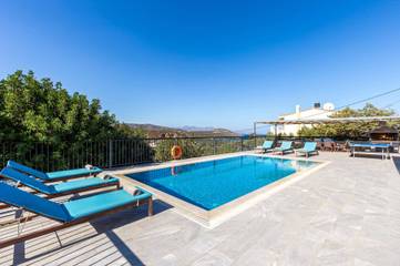 Villa for 6 People in Kalo Chorio, North Crete, Photo 1