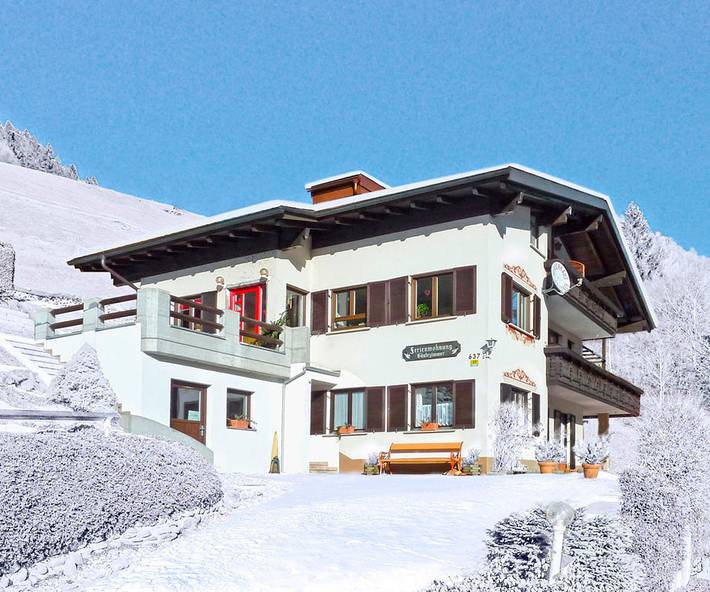 Vakantiewoning voor 9 personen, met Balkon in Bartholomäberg