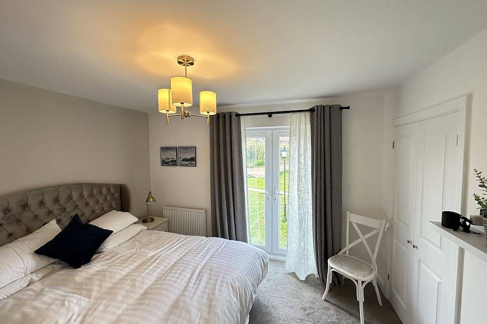 Waves @ The Bay -  a cottage that sleeps 5 guests  in 2 bedrooms in Filey, North Yorkshire