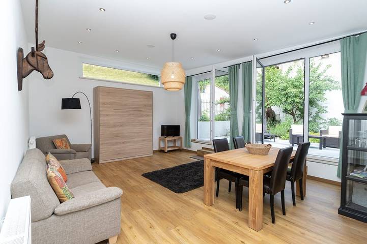 Ferienwohnung für 4 Personen, mit Terrasse und Garten in Kaufbeuren