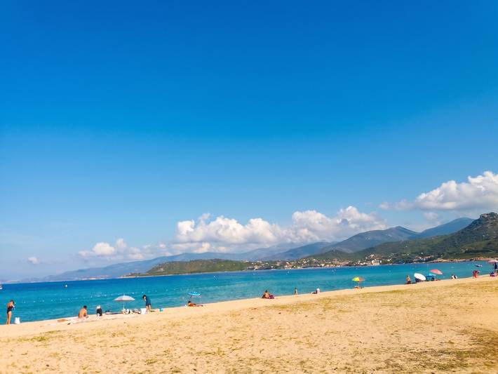 Location de vacances pour 8 personnes, avec jardin et terrasse à Calcatoggio - 2
