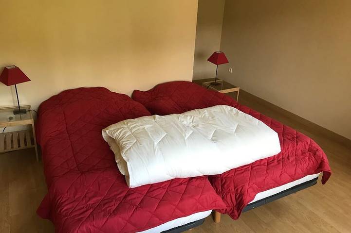Ganze Wohnung, Große charmante Wohnung mit Garten mitten in der Natur in Rehaupal, Sankt Didel