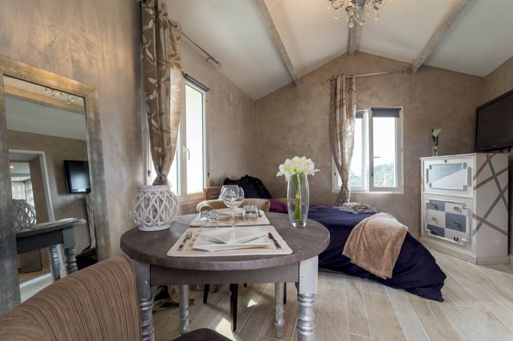 Piccola casa di charme indipendente arroccato in un luogo paradisiaco in Nizza, Nizza e dintorni