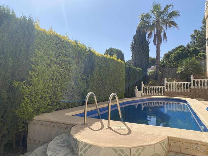 Location de vacances pour 9 personnes, avec jardin et balcon dans Playa Flamenca - 4