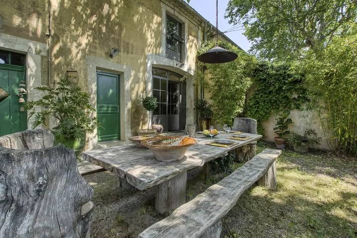 Villa for 4 people, with garden and pool - 1