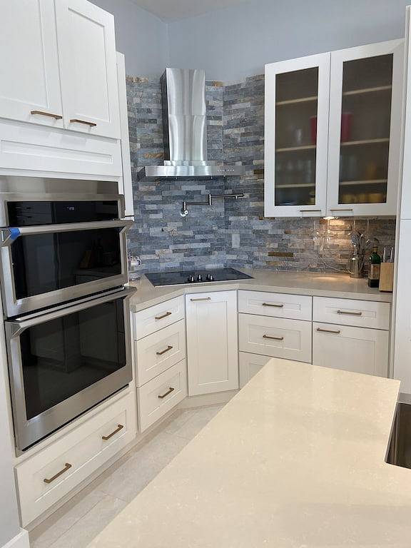 Vacation home for 8 people, with terrace and hot tub in Marco Island