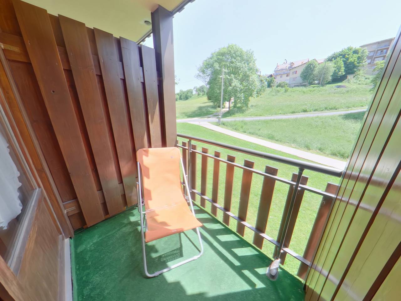 Appartement entier, Studio Lumineux avec Loggia aux Rousses in Les Rousses, Parc naturel régional du Haut-Jura