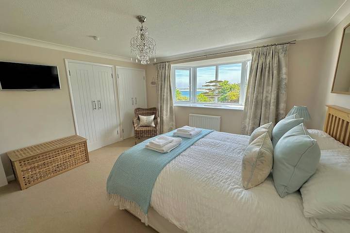 Entire apartment, Apartment with seaview’s from all rooms in Carbis Bay, Cornwall