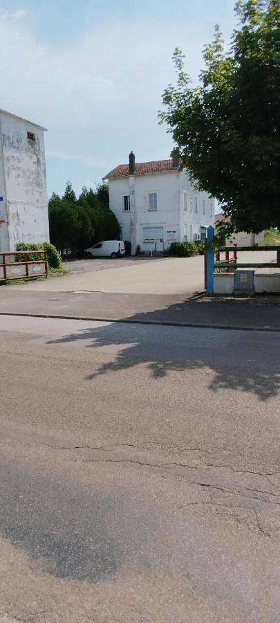 Double Room in Bar-sur-Aube, Aube