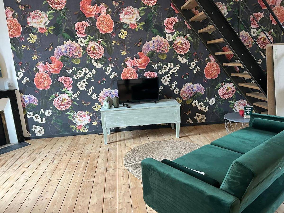 Appartement entier, One-Bedroom Apartment in La Ferté-Saint-Aubin, Sologne