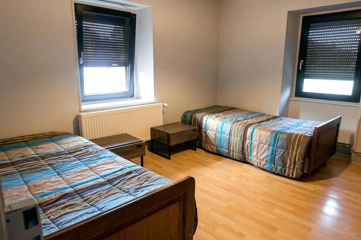 Gîte pour 5 personnes, avec sauna ainsi que terrasse et jacuzzi, animaux acceptés à Labaroche - 2