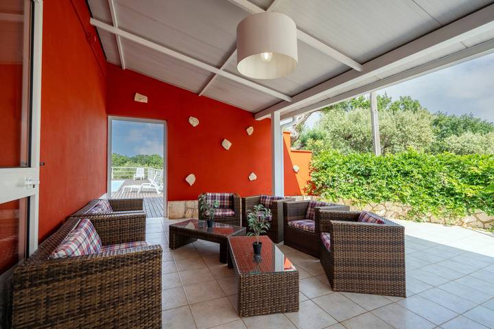Villa 'Casale Dello Zio, Private Wood' con piscina privada, Wi-Fi y aire acondicionado in Castellana Grotte, Region de Bari