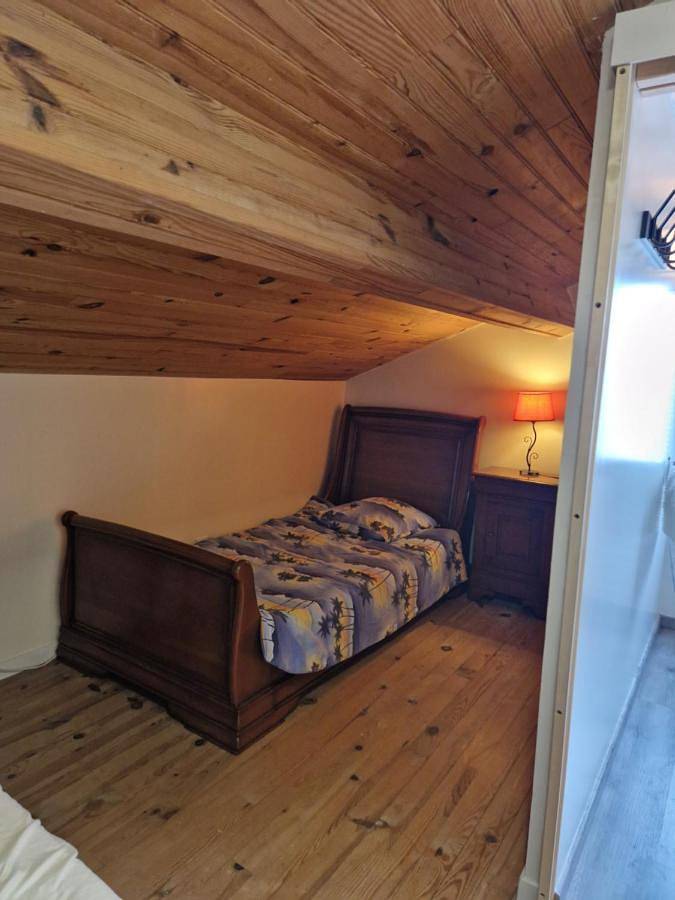 Gîte pour 3 personnes, avec jardin, animaux acceptés à Lédat - 2