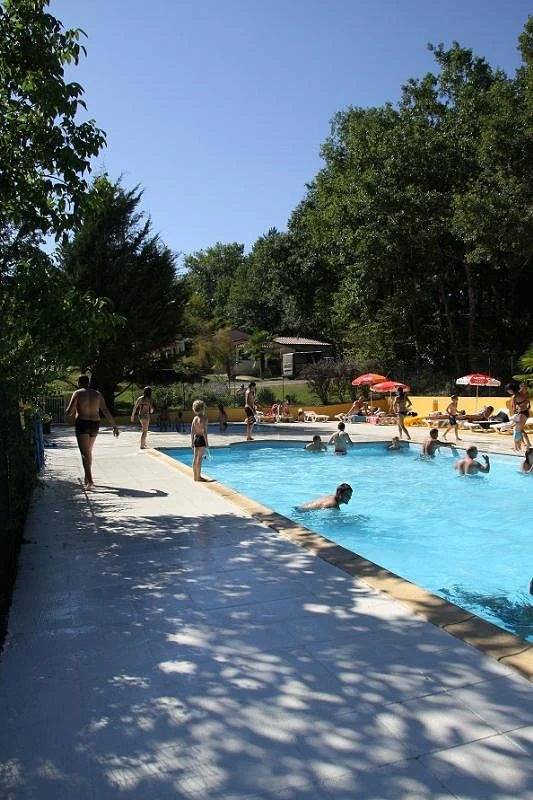 Mobil home pour 6 personnes, avec bassin pour enfant à Chauffour-sur-Vell - 2