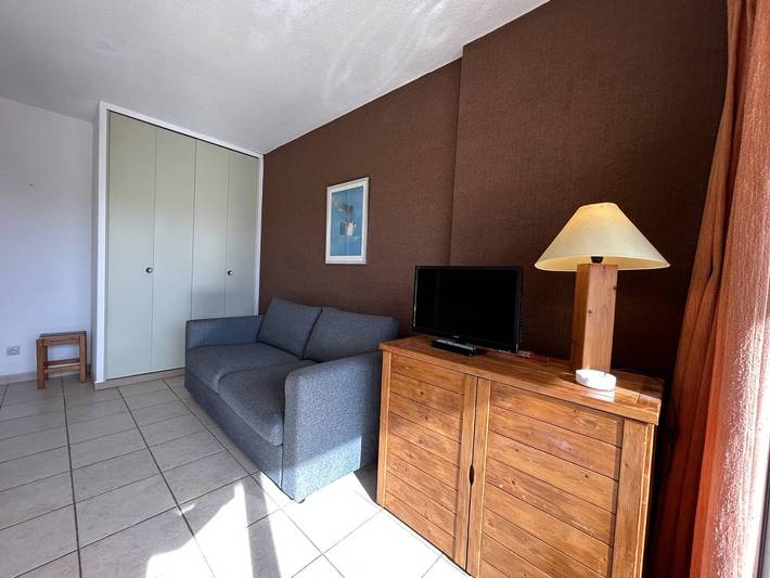 Gîte pour 4 personnes, avec piscine dans Plage La Favière - 4