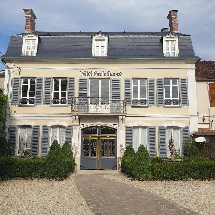 Vieille France in Saint-Florentin, Région d'Auxerre