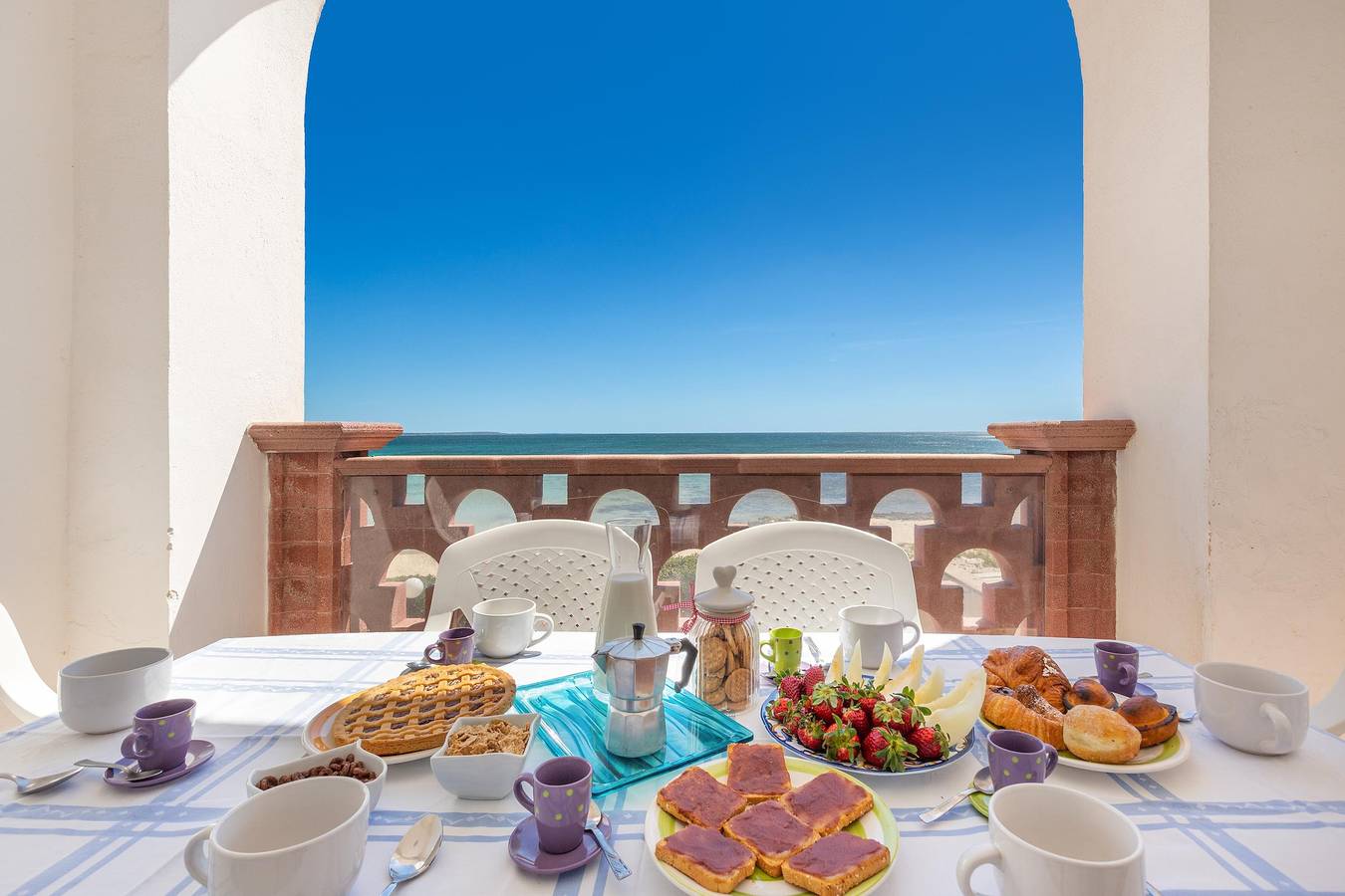 Appartement entier, Appartement de vacances pour 9 personnes in Torre Lapillo, Golfe de Tarente