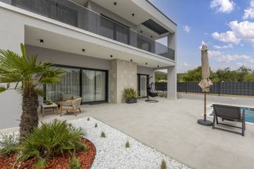 Villa für 9 Personen in Marina, Split-Dalmatien, Bild 1