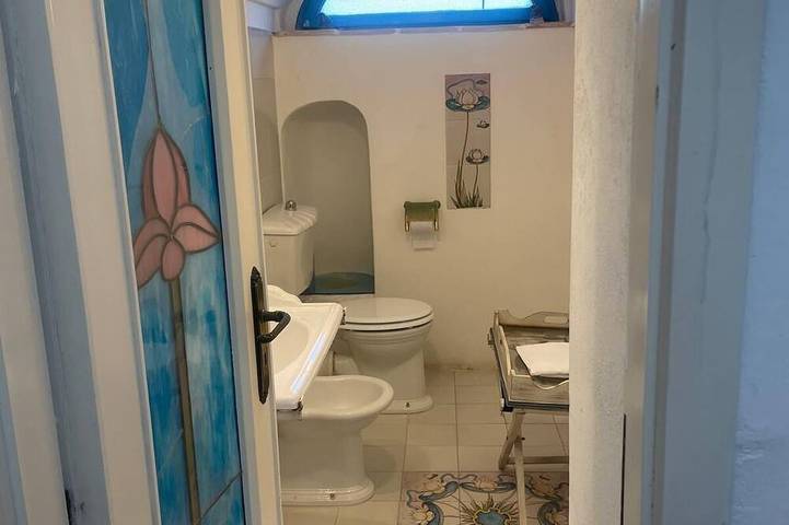 Entire apartment, L'Isola di Prospero: Dimora d'Arte del '400 vista mare in Tovere, Conca dei Marini