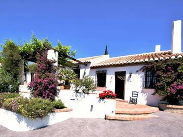 Chalet para 4 personas, con jardín en Antequera