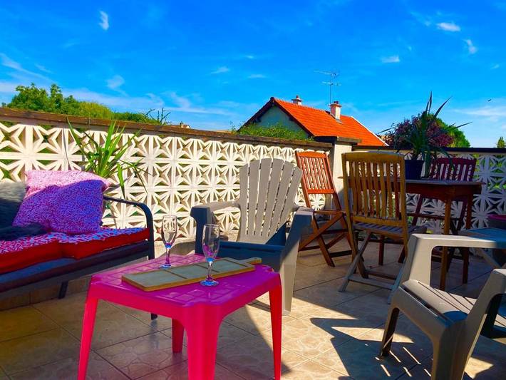 Gîte pour 6 personnes, avec terrasse et vue, animaux acceptés à Pierry - 2