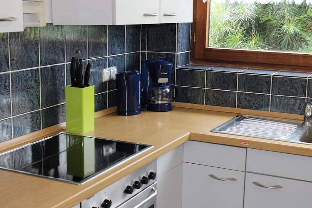 Ganze Wohnung, Ferienwohnungen Angela/ 2-Bettwohnung mit Balkon - 2-Bettwohnung mit Balkon in Bad Marienberg, Westerwald