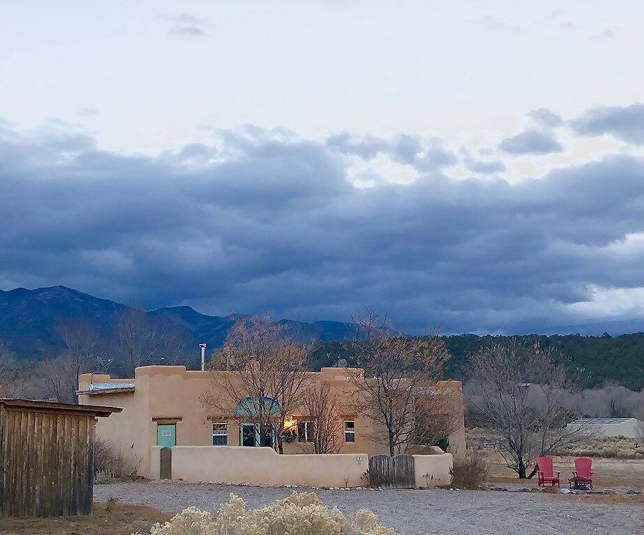 Romantische Adobe Cottage in San Cristobal-Tals in Taos County