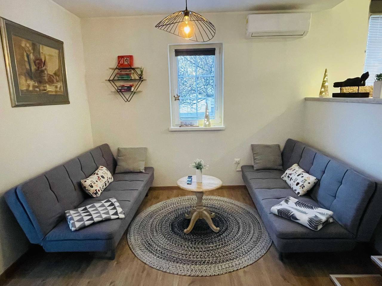 Ganze Wohnung, Rustic and Radiant Retreat Apartments with Terrace - Classic One Bedroom Apartment with Terrace in Untersteiermark