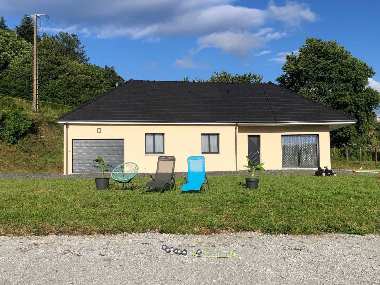 Neues 3-Zimmer-Pavillon mit Garage und Privatparkplatz in La Brionne, Región de Guéret