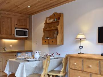 Appartement De Vacances pour 4 Personnes dans Méribel, Les Allues, Photo 2