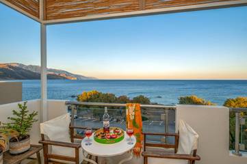 Gîte pour 6 personnes, avec vue et terrasse, animaux acceptés dans Palaiochora