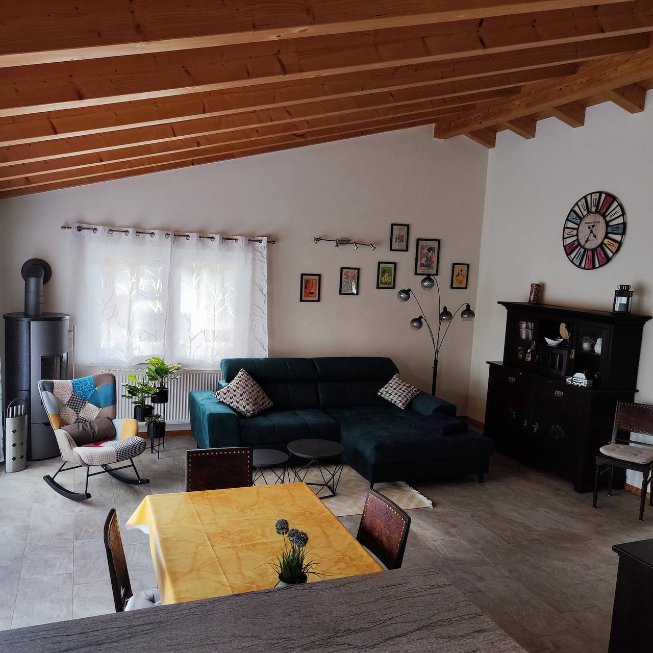 Ferienhaus „Haus Pluto“ mit privater Terrasse und Wlan in Deggenhausertal, Region Bodensee-Oberschwaben