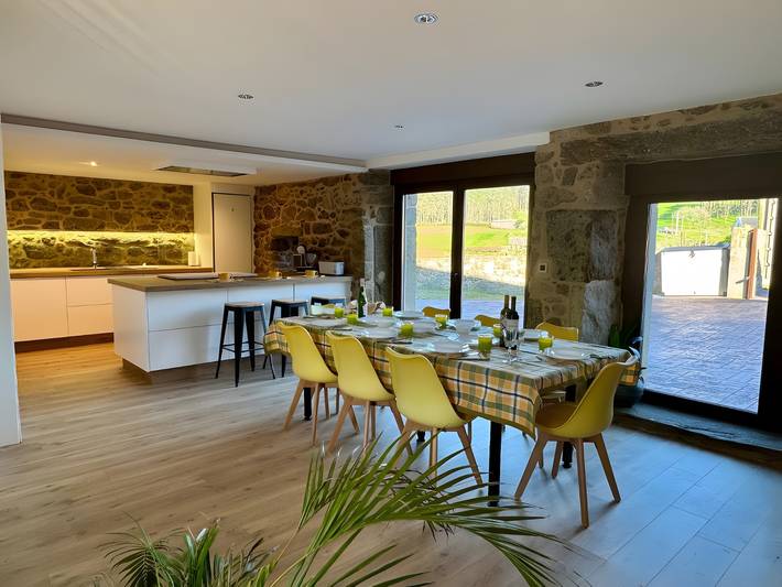 Location de vacances pour 8 personnes, avec bassin pour enfant et jardin dans Galice - 2