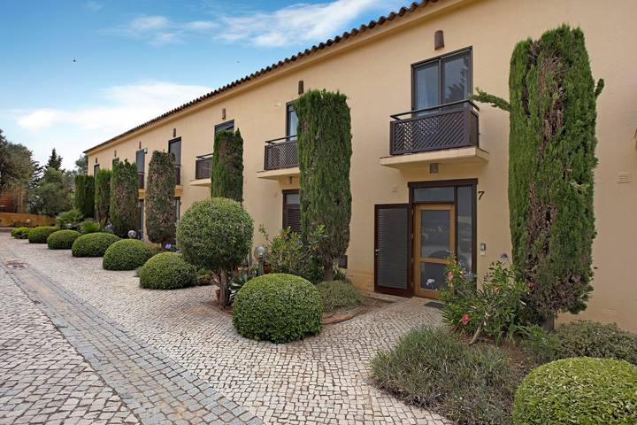 Chalet para 4 personas, con piscina para niños además de balcón y jardín en Algarve - 3