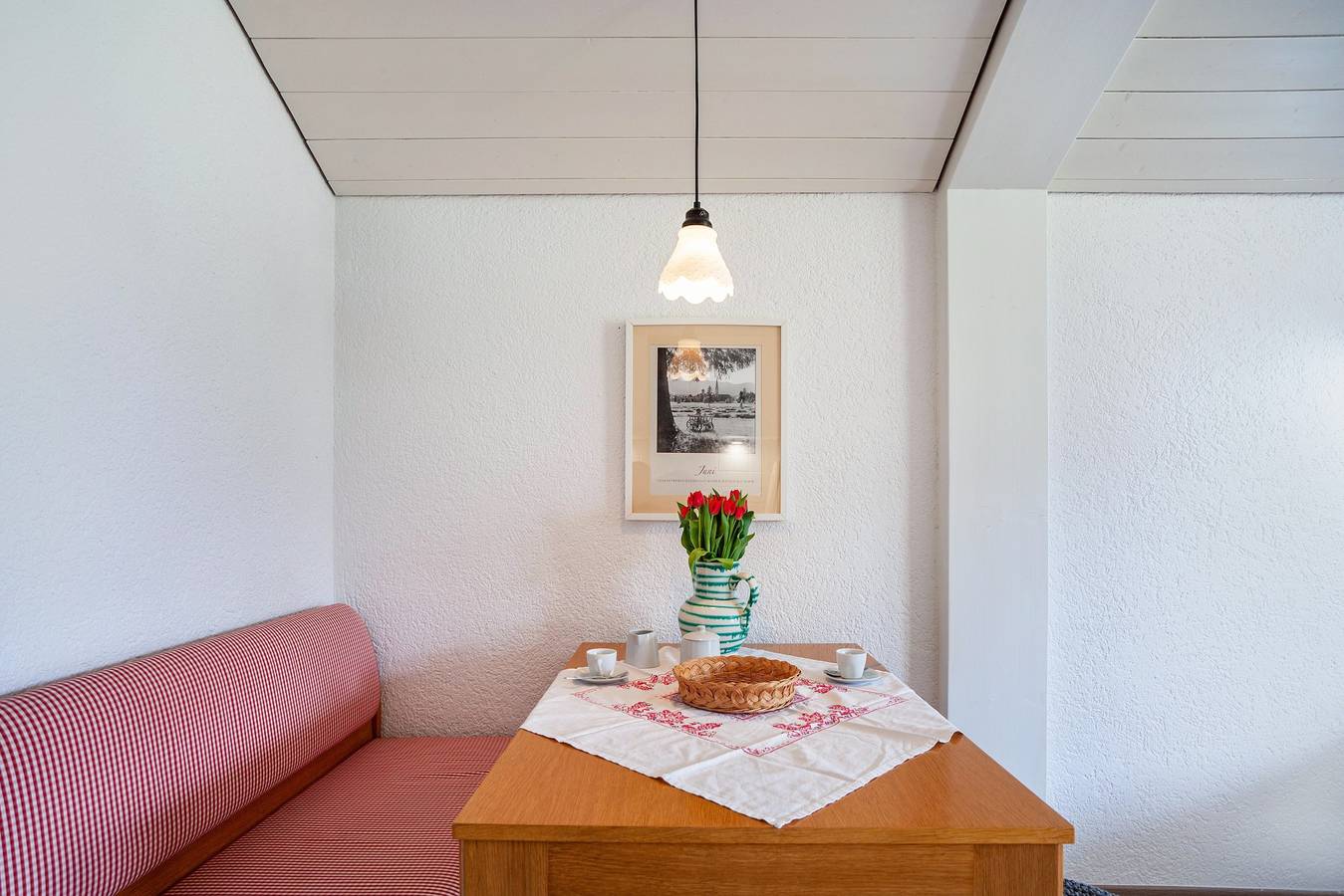 Ganzes Studio, Einzimmerapartment 'Appartement Braun 2' mit Bergblick, Balkon und Wlan in Bolsterlang, Bayerisch Schwaben