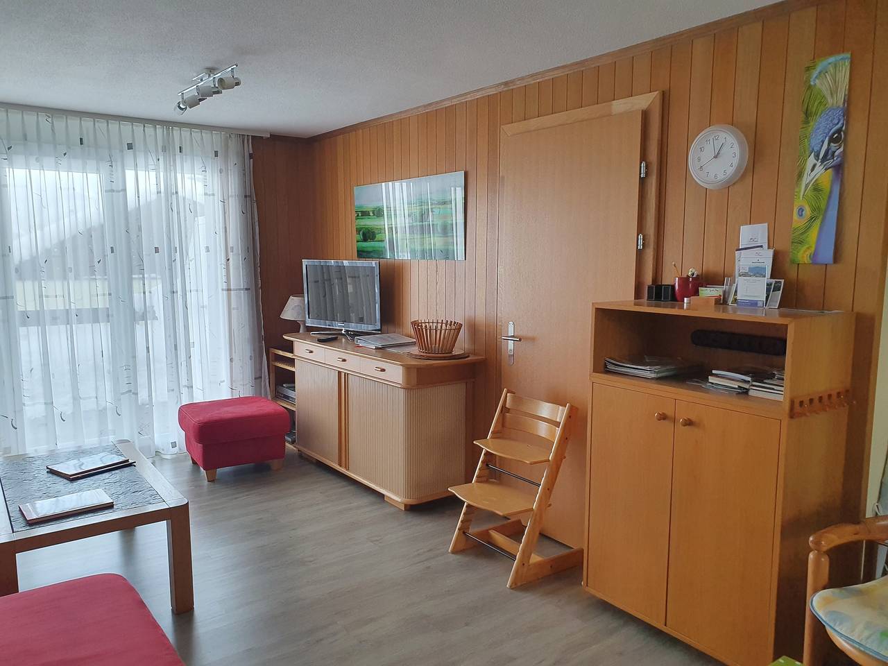 Apartamento entero, Apartamento con una gran terraza y vistas al lago y a las montañas. in Klewenalp-Stockhütte, Emmetten