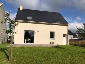 Gîte pour 6 personnes, avec terrasse et jardin à Trélivan