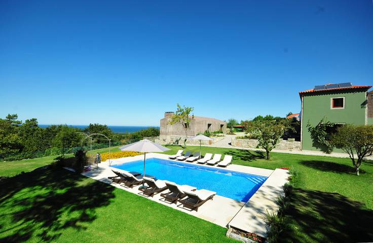 Villa voor 14 personen, with Uitzicht op zee and Terras as well as Tuin and Zwembad in Costa Verde