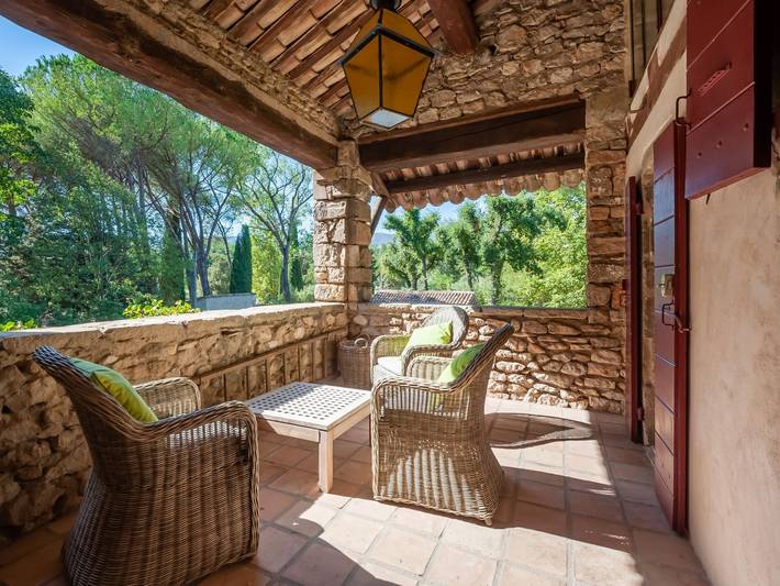 Location de vacances pour 6 personnes, avec jardin ainsi que vue et terrasse dans le Luberon - 3