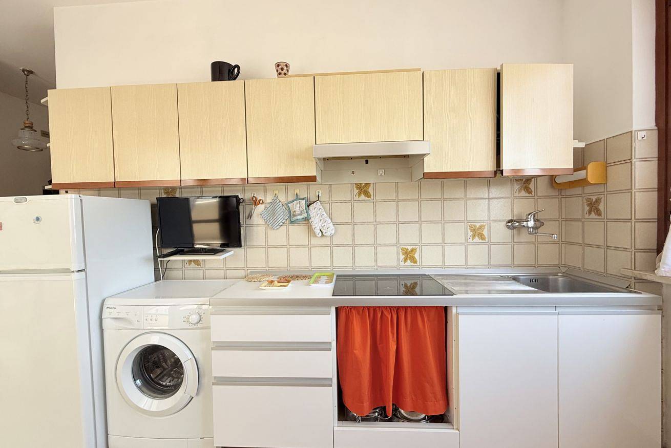 Entire apartment, Se299 - Senigallia, three-room apartment just steps from the sea! in Senigallia, Senigallia (Municipality)