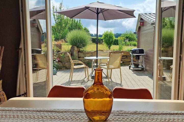 Gîte pour 3 personnes, avec Terrasse et Jardin à Chassepierre