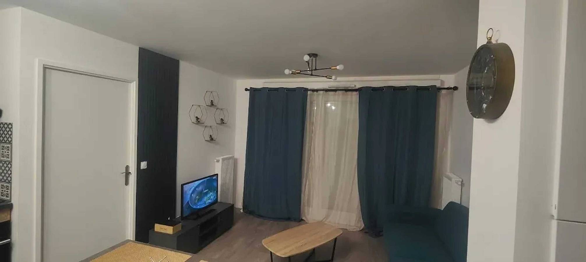 Ganze Wohnung, Gemütliches Apartment in Chartres mit Balkon und 50 m² in Chartres, Chartres und Umgebung