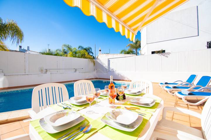 Location de vacances pour 8 personnes, avec balcon et jardin à Lagoa - 3