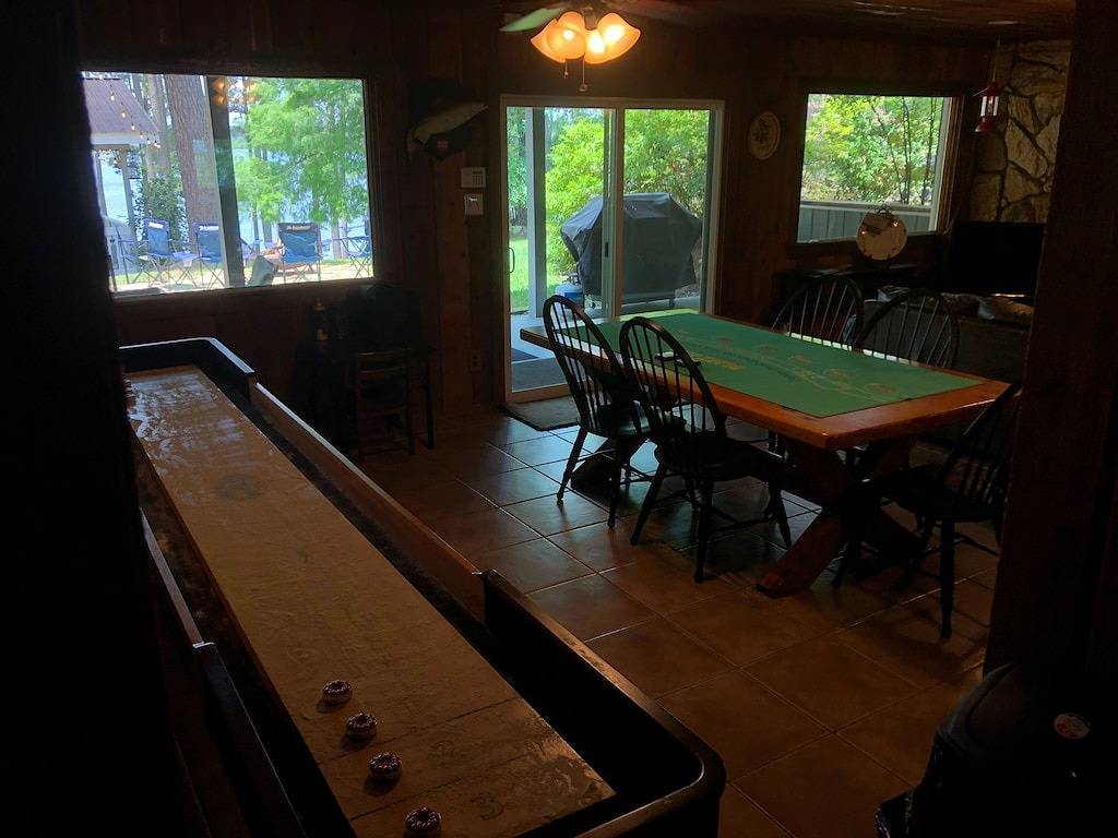 Schlafmöglichkeiten für 26 ... Waterfront Lakehouse am Lake Sam Rayburn. Unglaubliche Aussichten! in Sam Rayburn Reservoir