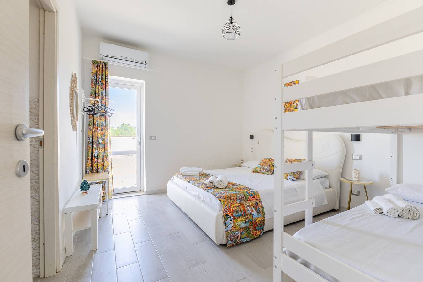 Appartement entier, Appartement "Luna Rossa" avec terrasse privée et Wi-Fi in Granelli, Pachino