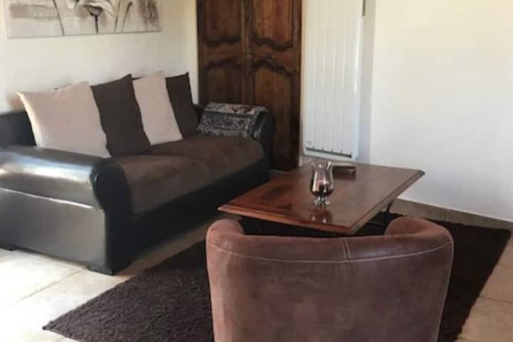 Le Thym -Maison De Village Climatisee Avec WIFI Gratuite in Aups, Région de Brignoles