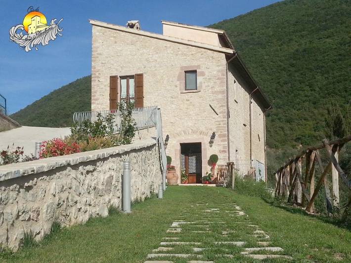Casa vacanza per 2 persone, con Terrazza e Giardino nonché Panorama a Cerreto di Spoleto