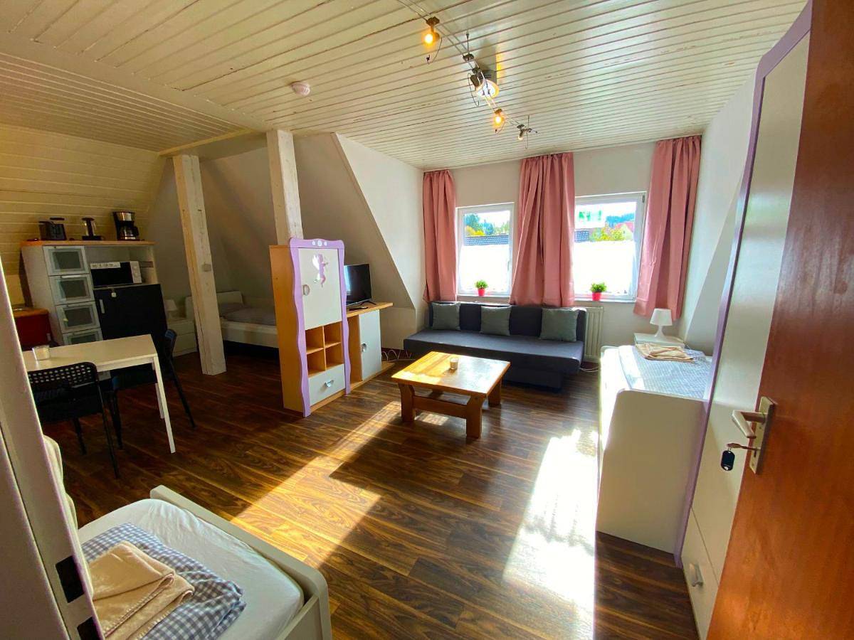 Ganze Wohnung, Standard Double or Twin Room in Fischach, Bayerisch Schwaben