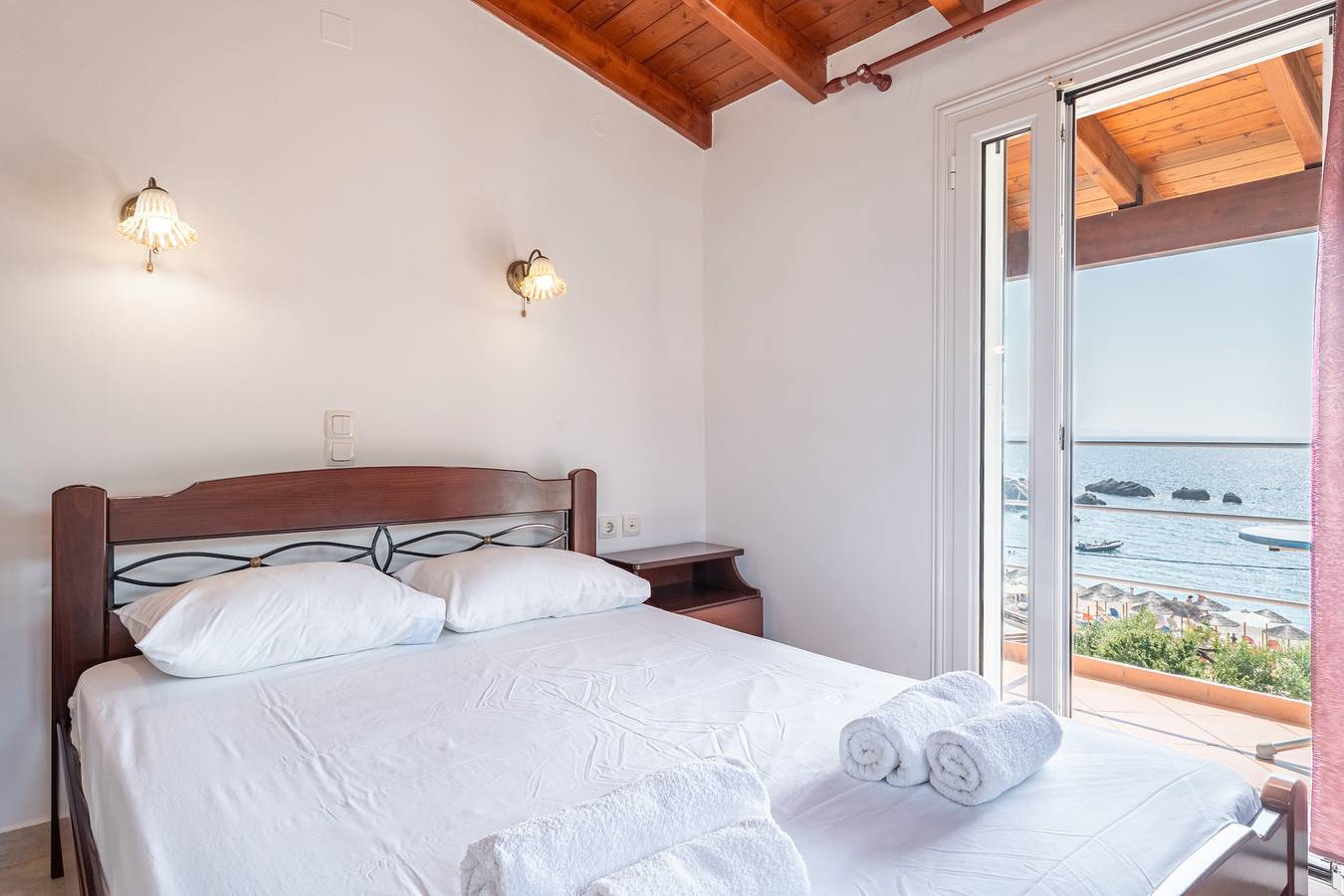 Studio Apartment 'Alex Bar Apartment 12' with Sea View, Wi-Fi and Air Conditioning in Sarakiniko Beach, Preveza regional unit