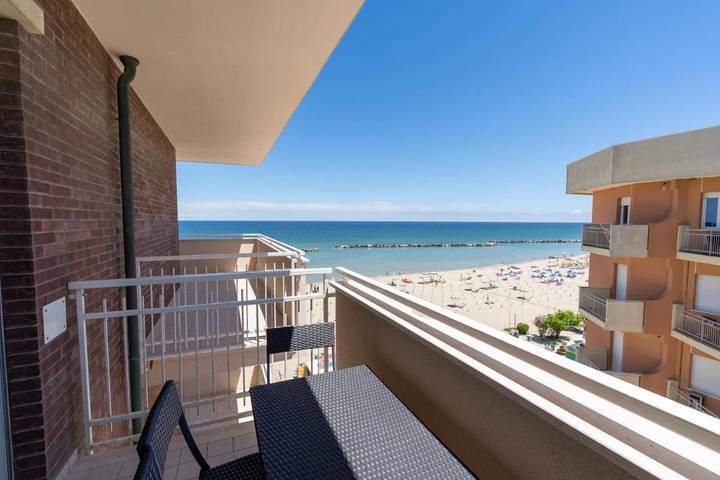 Location de vacances pour 4 personnes, avec vue et balcon dans Bellaria-Igea Marina - 4